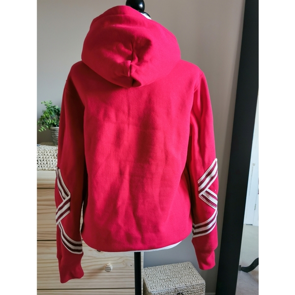 Red Peacebird Embroidered Christmas Sweater Small - Picture 4 of 8